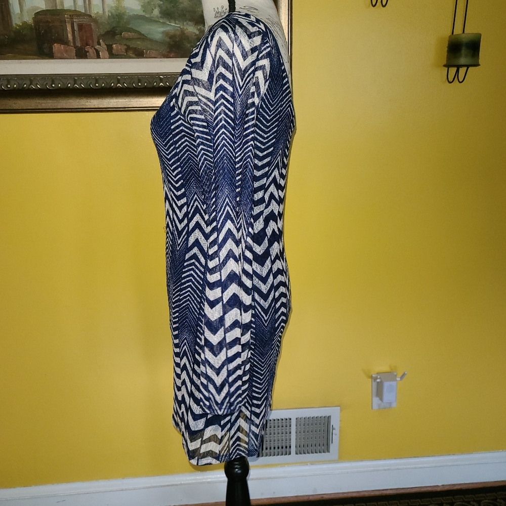 Dress - Picture 3 of 7